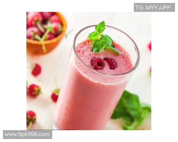 足球明星倾情代言的美味零食让你尽享运动激情与健康生活